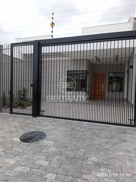 Casa Jardim Fregadolli - Maringá - PR - R$750.000,00