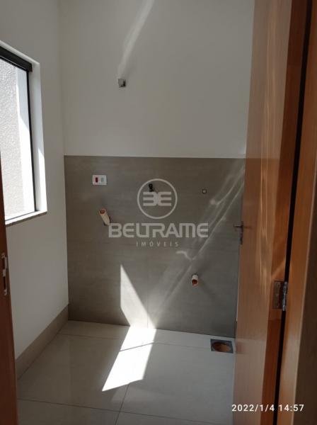 Casa Jardim Fregadolli - Maringá - PR - R$750.000,00