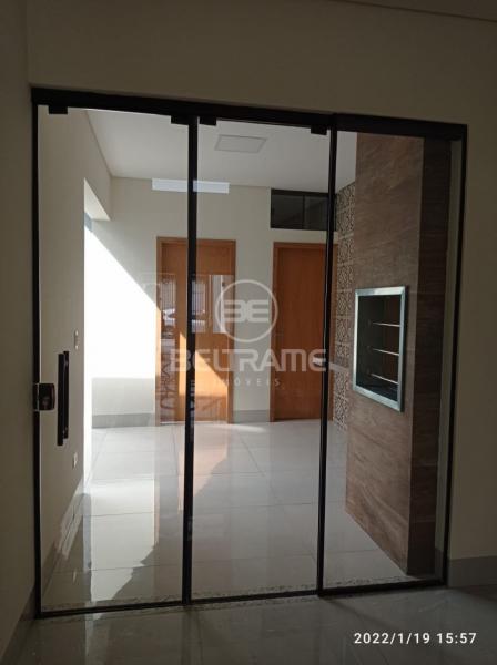Casa Jardim Fregadolli - Maringá - PR - R$750.000,00