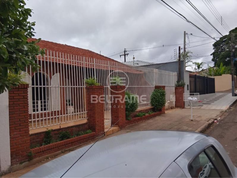 Casa Jardim Liberdade - Maringá - PR - R$ 675.000,00