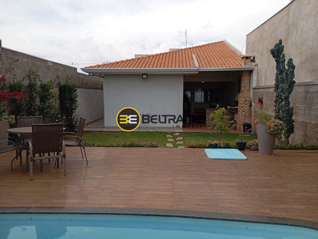 Casa em Condominio - Mandaguaçu - 750.000,00