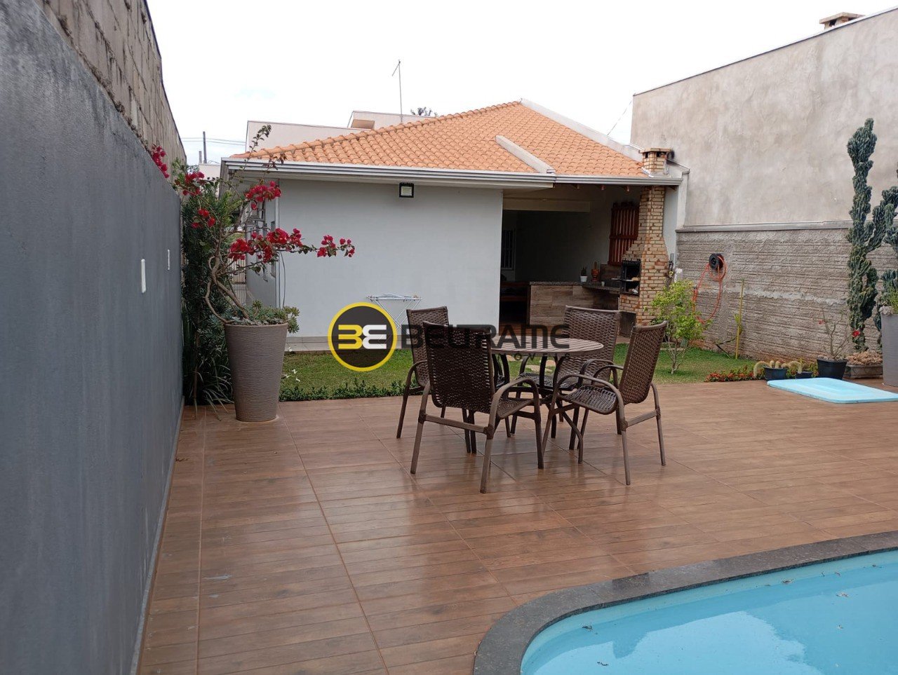Casa em Condominio - Mandaguaçu - 750.000,00