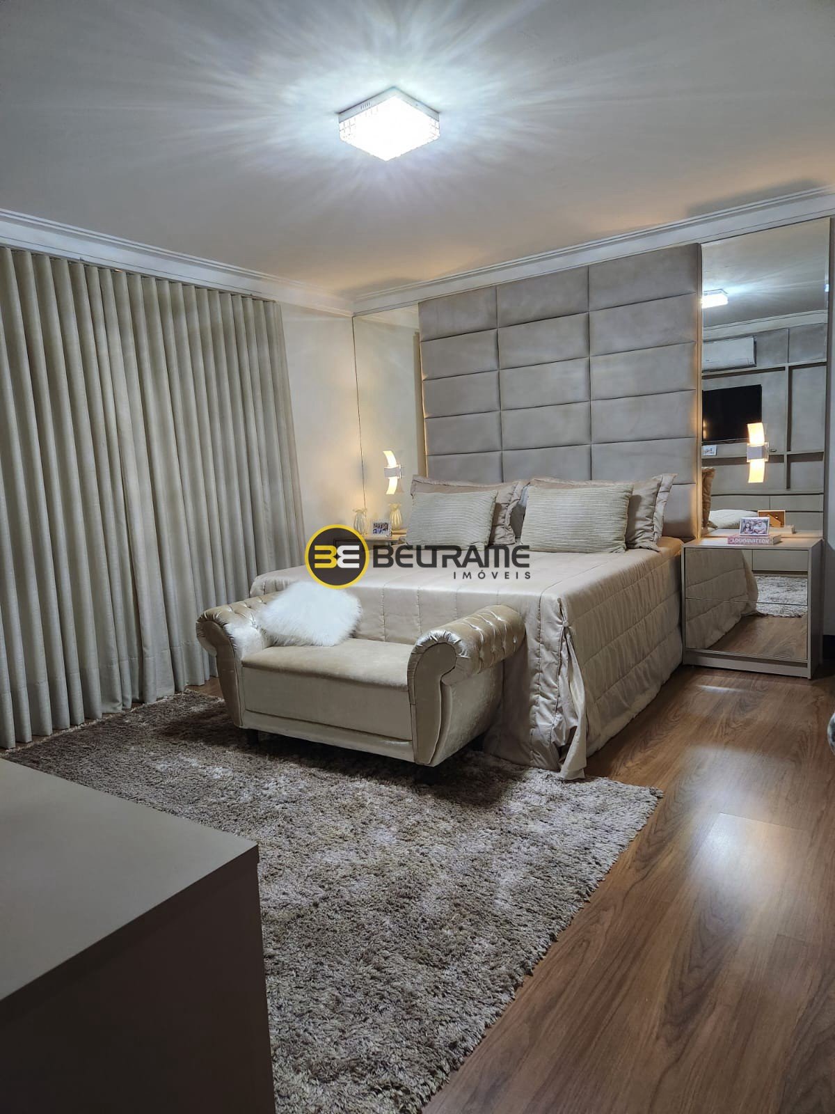 Casa em Condominio - Jardim Leblon - Maringá - 4.500.000,00