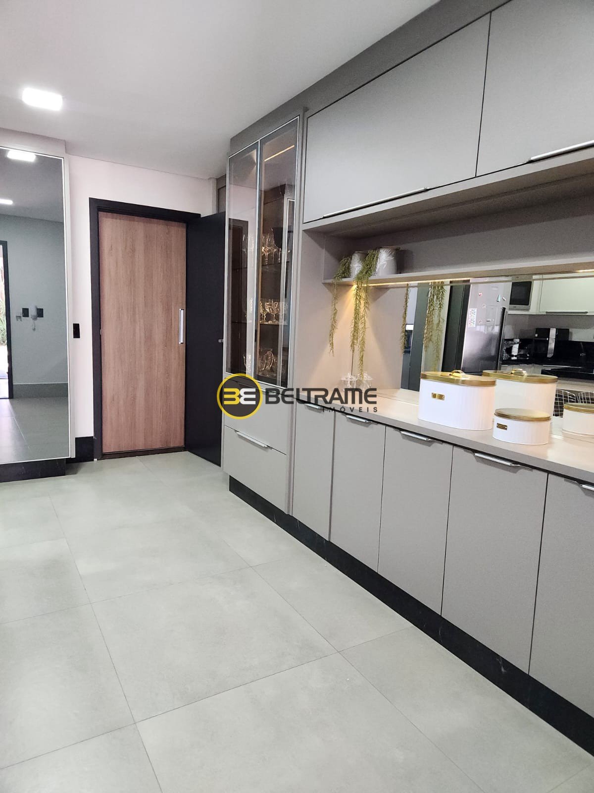 Casa em Condominio - Jardim Leblon - Maringá - 4.500.000,00