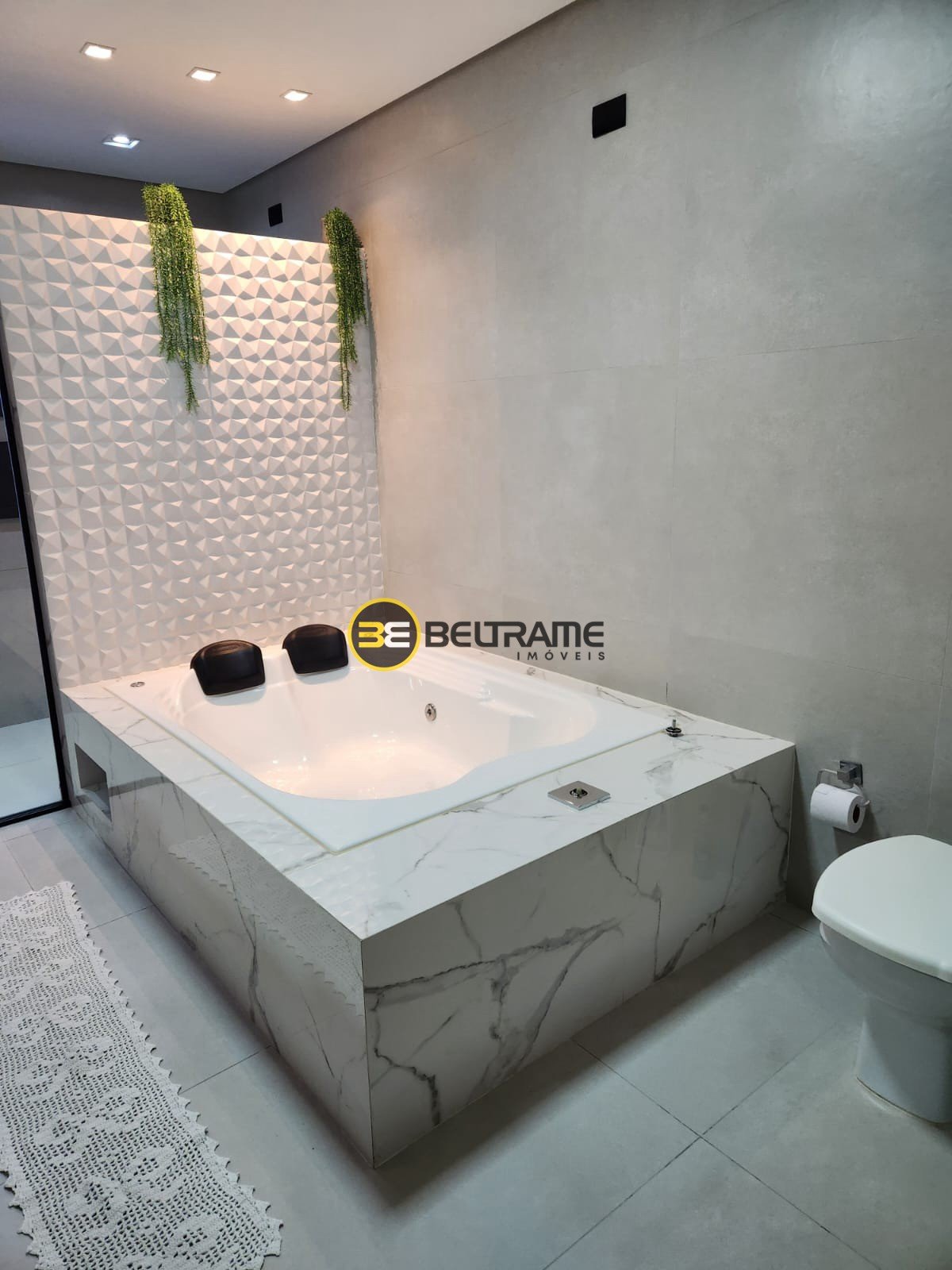 Casa em Condominio - Jardim Leblon - Maringá - 4.500.000,00