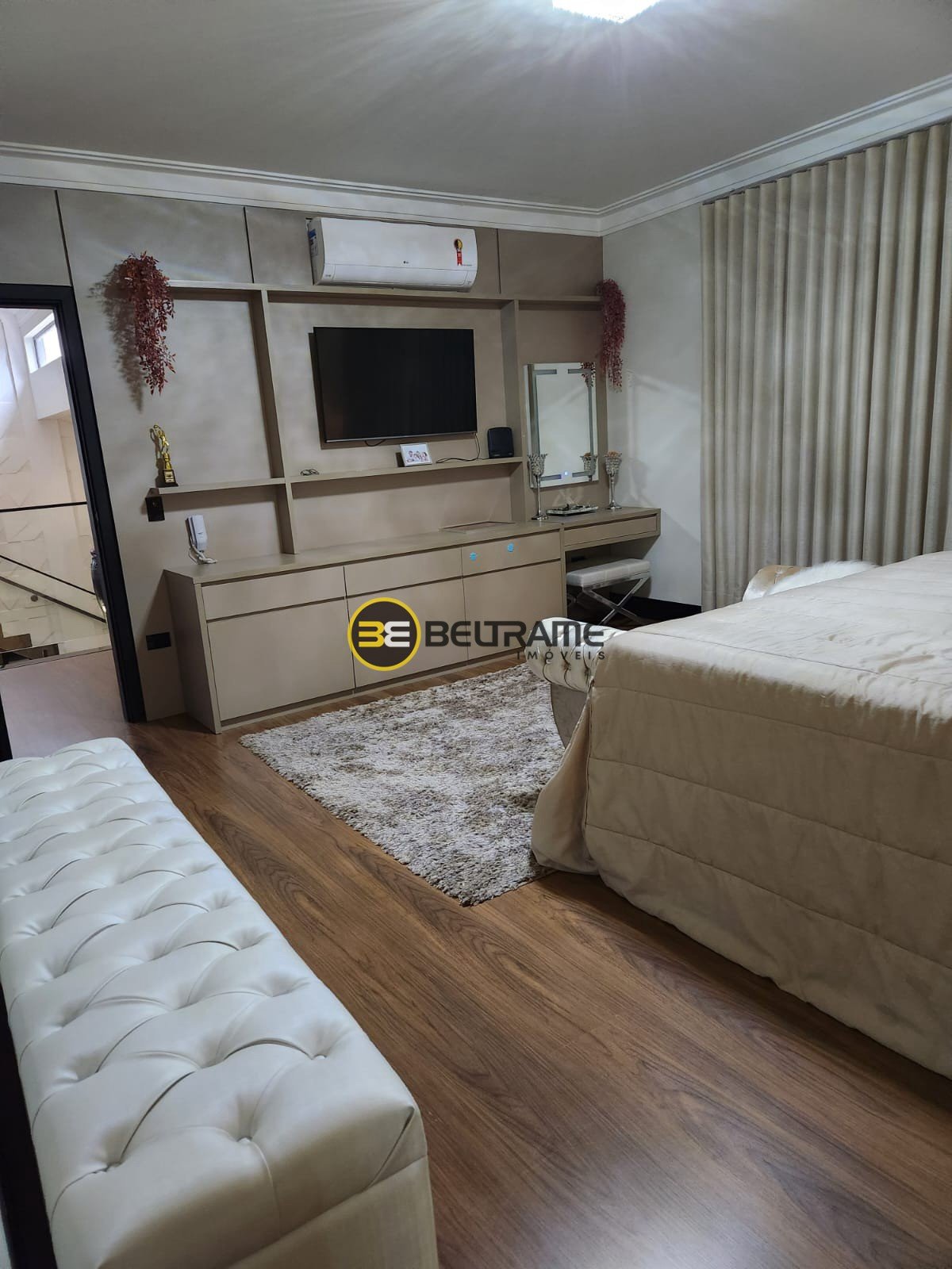 Casa em Condominio - Jardim Leblon - Maringá - 4.500.000,00