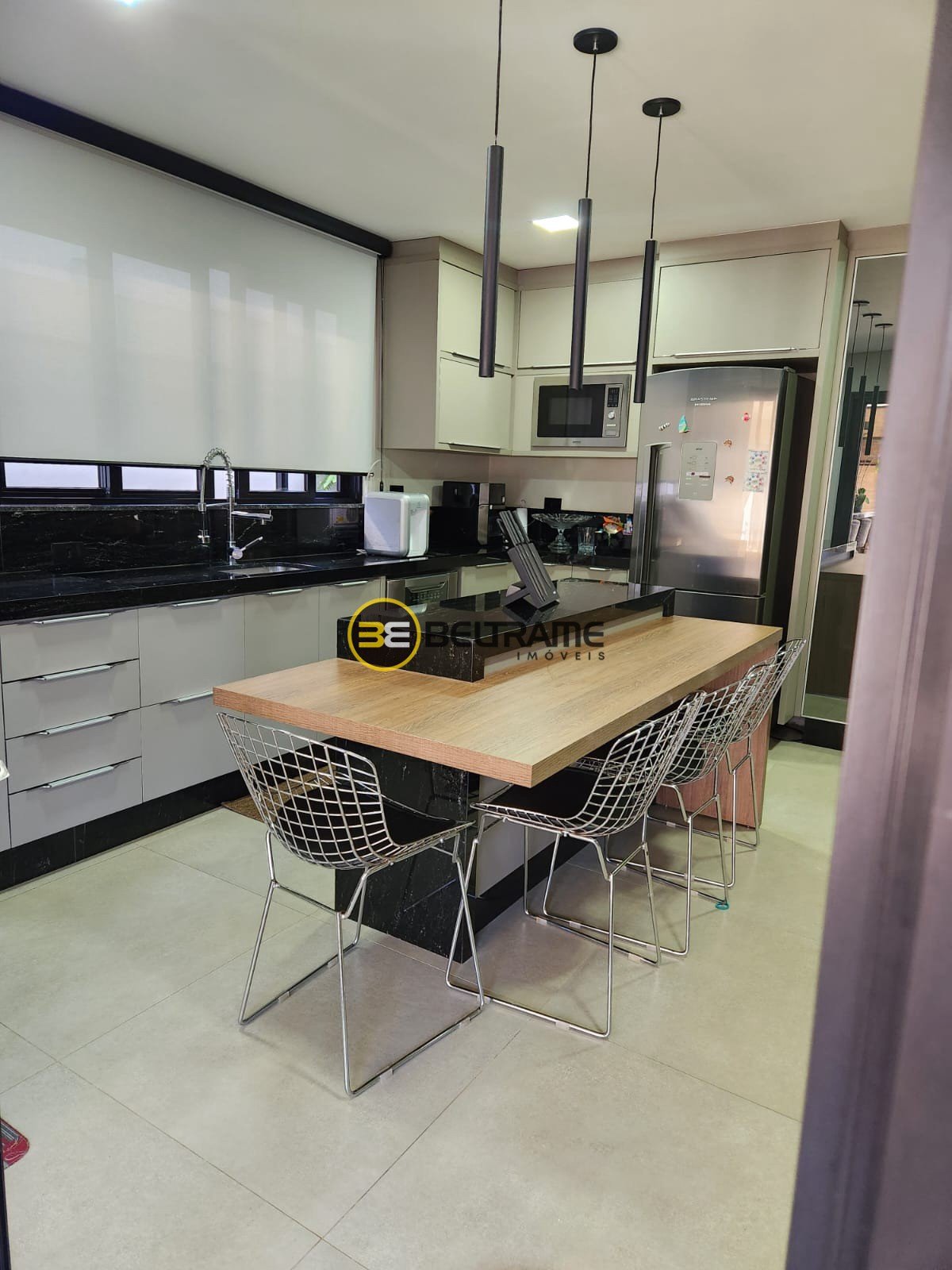 Casa em Condominio - Jardim Leblon - Maringá - 4.500.000,00