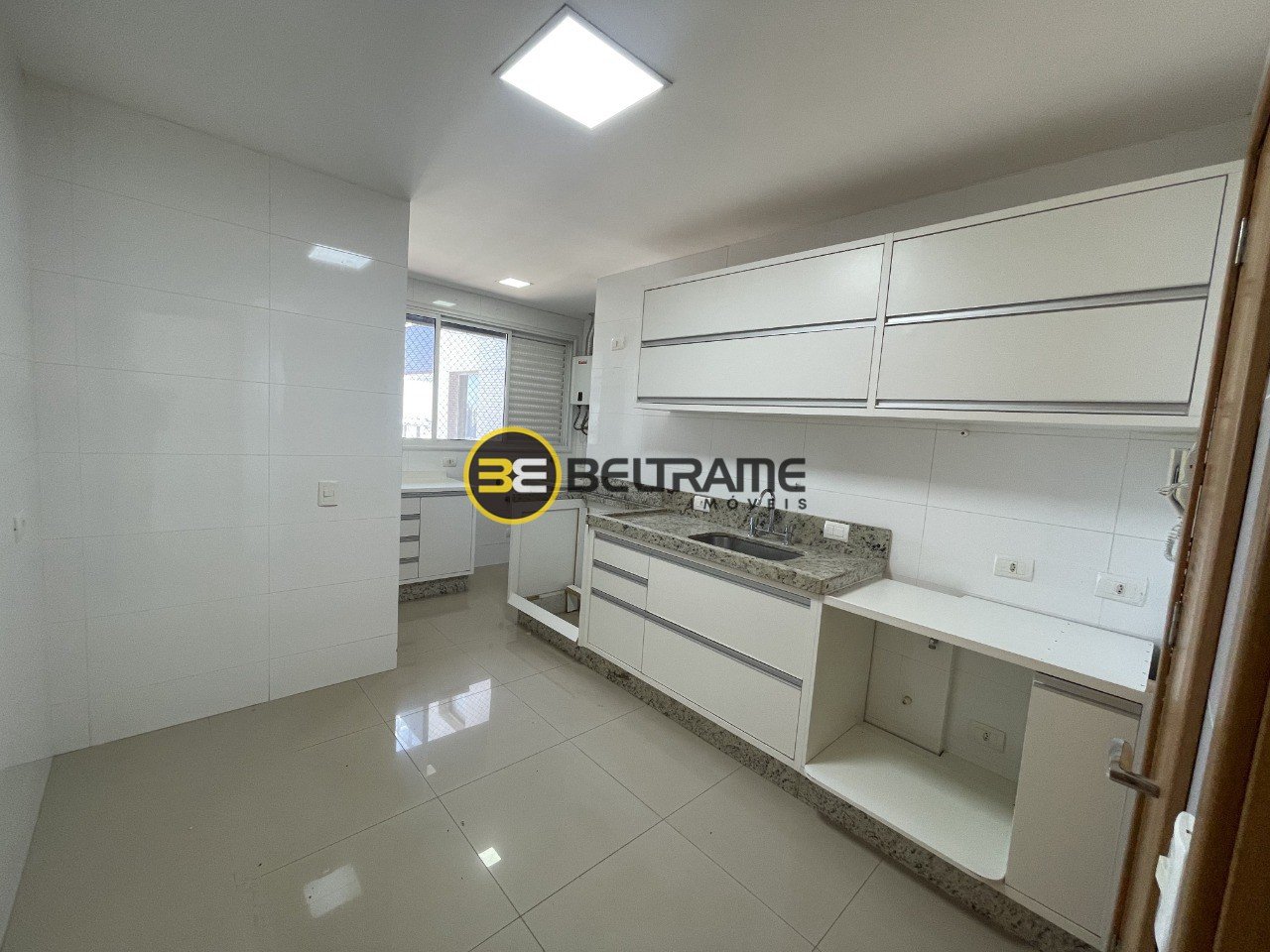 Apto 2002 Edf. Cenarium Residence II R$ 5.500,00