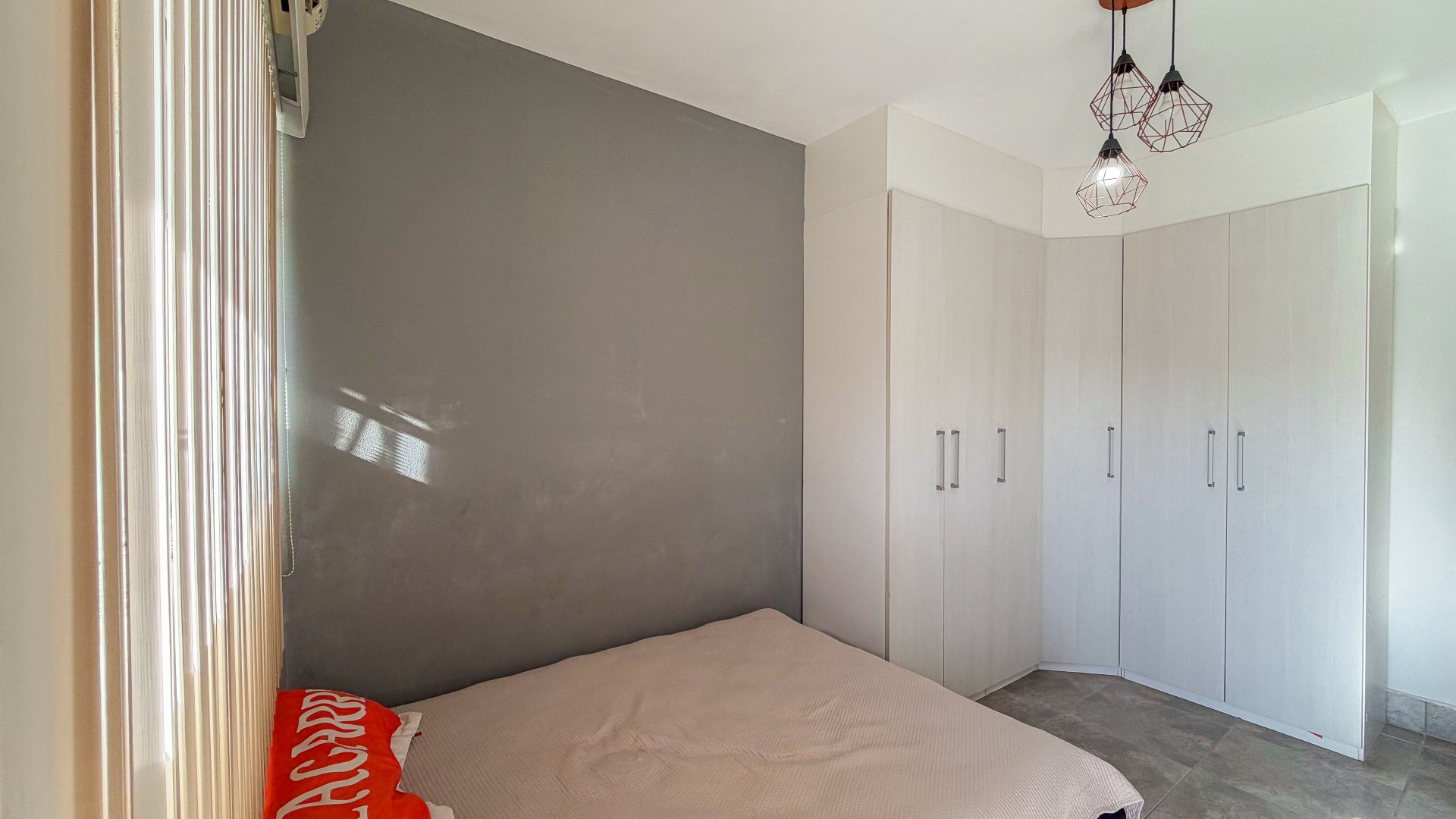 Chacara á Venda  - Vale Azul - Sarandi Pr - R$ 1.350.000,00