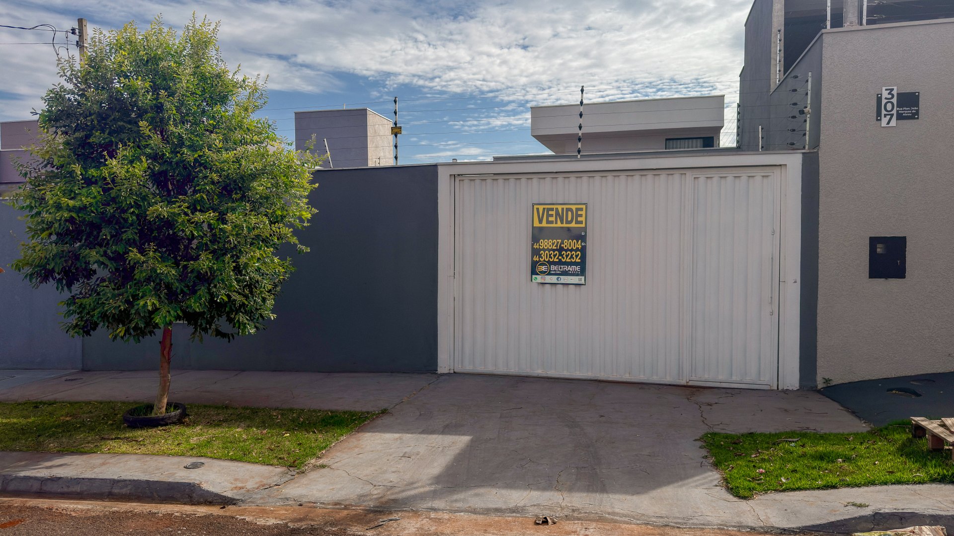 Ampla casa com área gourmet no Jardim Campos R$ 479.000,00