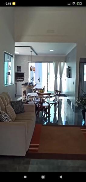 Casa - Bom Jardim - Maringá - R$850.000,00