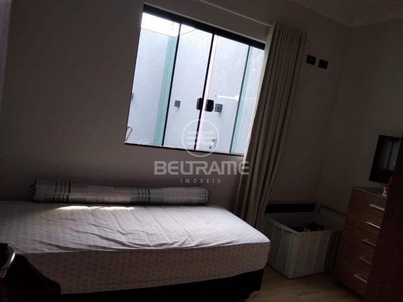 Casa - Bom Jardim- Maringá - R$890.000,00
