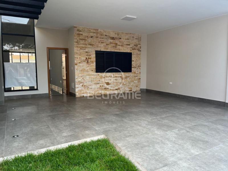 Casa A - Pq das Bandeiras - Maringá -  R$ 629.000,00