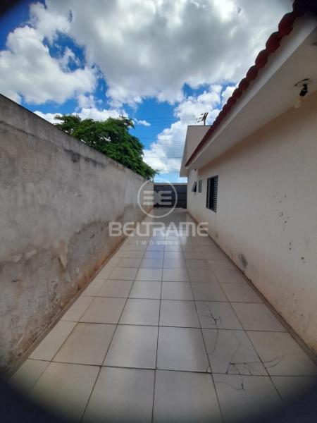 Casa em Mandaguaçu - Paraná - R$350.000,00