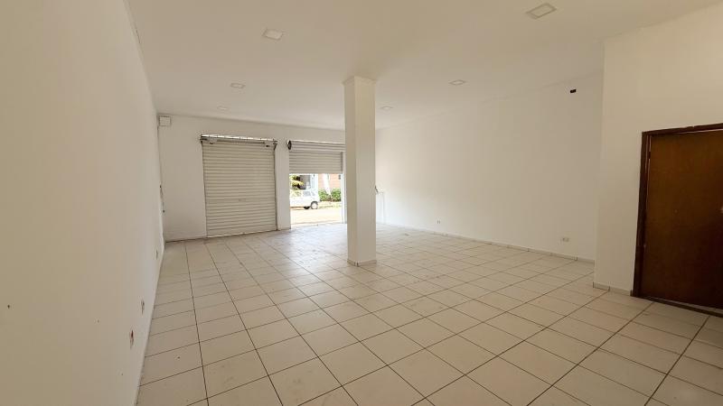 Sobrado Sobreloja e Sala Com. Térrea - Sarandi - R$ 1.350.000.00