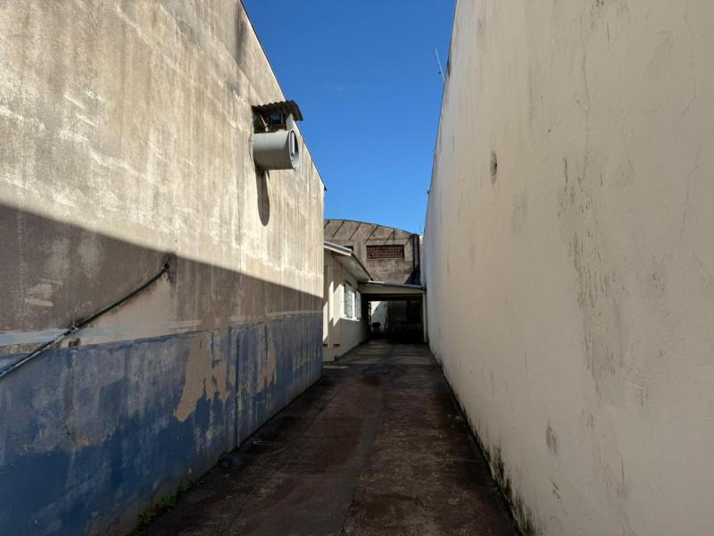 Salão  Zona 05  - Maringá  - PR. ****** R$ 790.000,00