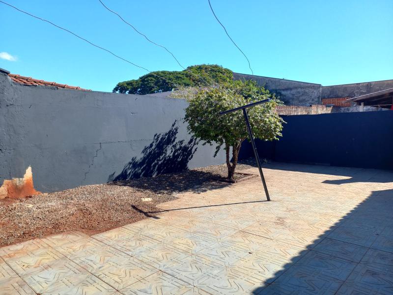 Casa - Jardim Europa - Sarandi - PR * R$ 1.600,00