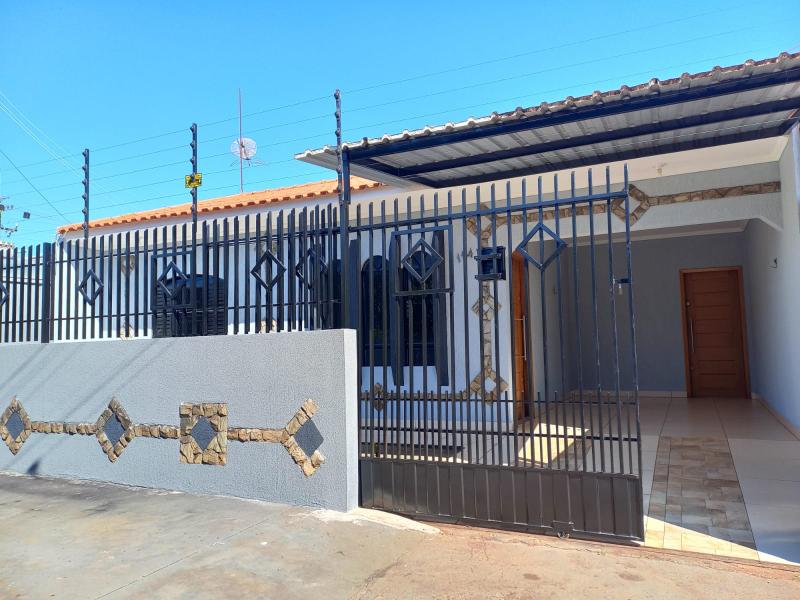 Casa - Jardim Europa - Sarandi - PR * R$ 1.600,00