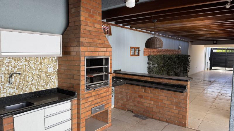 Casa Jardim Dias I  - Maringá - PR  ****  R$ 950.000,00