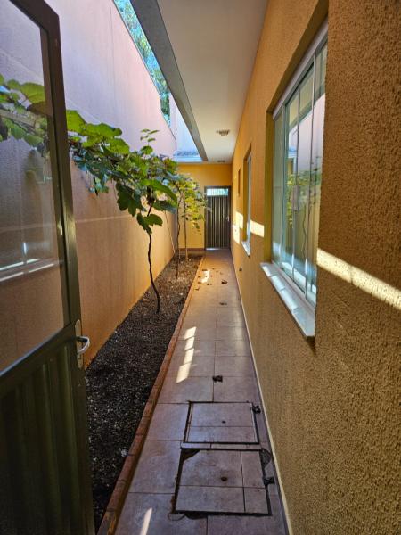 Casa  Vila Morangueira - Maringá - PR  R$ 595.000,00