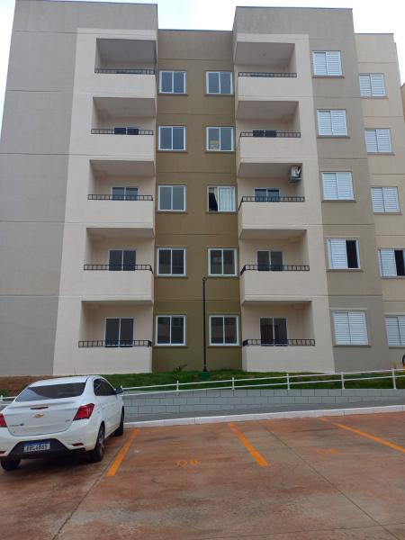 Apartamento Edificio Maraú - Maringa  -  R$ 1.450,00
