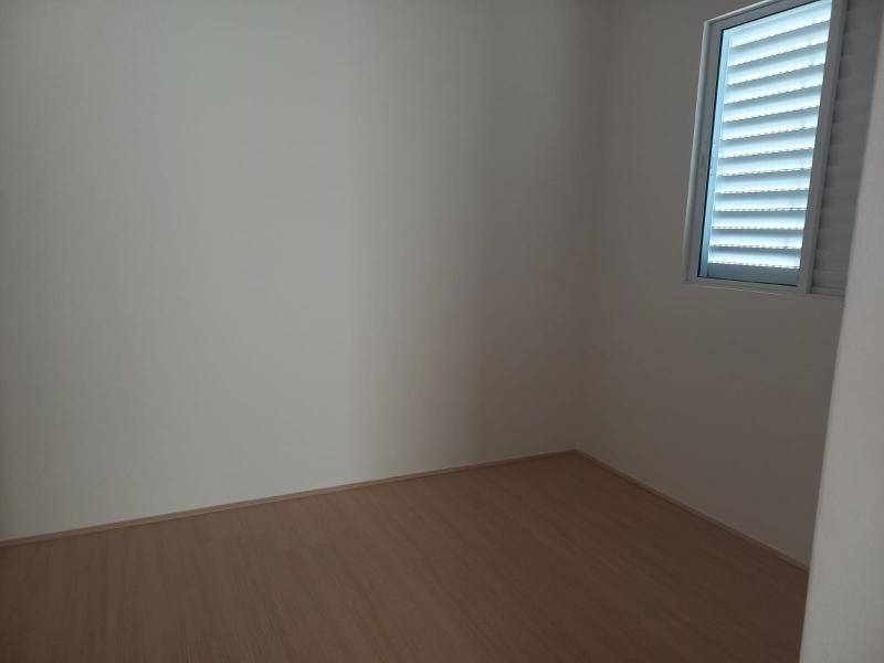 Apartamento Edificio Maraú - Maringa  -  R$ 1.450,00
