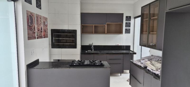 Casa  - Jardim Campos  - Maringá - PR  R$ 499.000,00