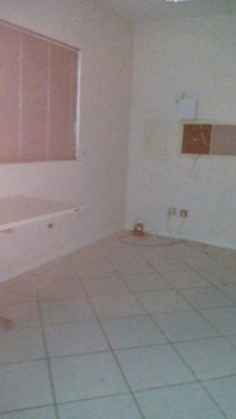 Sala  Sobreloja - Edif. Parque Avenue - R$ 3.500,00