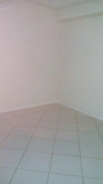 Sala  Sobreloja - Edif. Parque Avenue - R$ 3.500,00