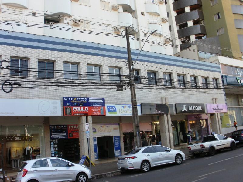 Sala  Sobreloja - Edif. Parque Avenue - R$ 3.100,00