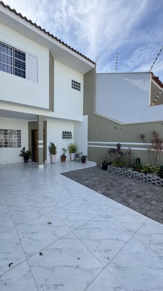 Sobrado - Parque da Gavea - Maringá  R$ 750.000,00