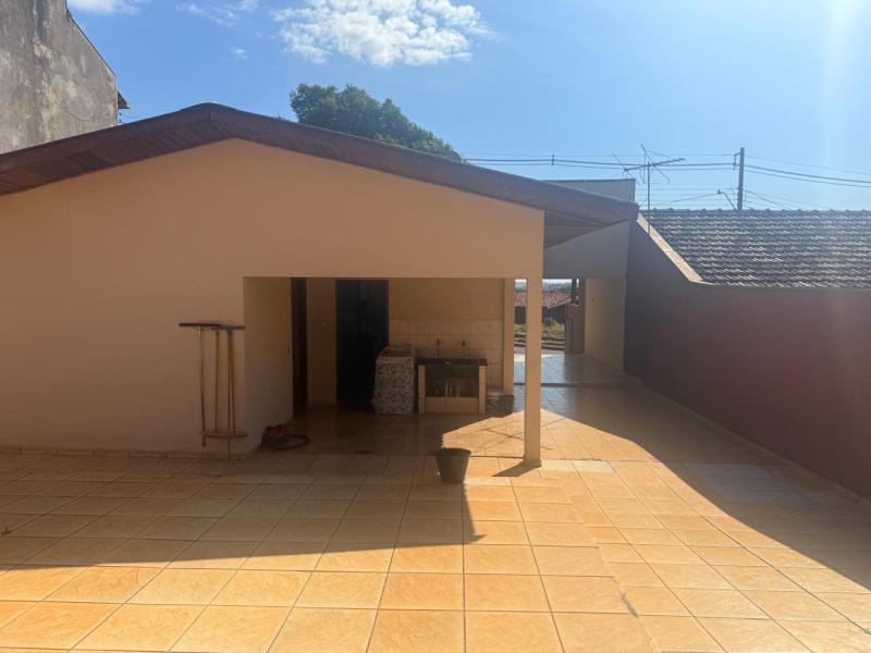 Casa Jardim Indaiá - Maringá - Paraná  R$ 320.000,00
