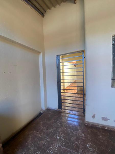 Casa - Conjunto Floresta - Sarandi - PR R$ 1.000,00