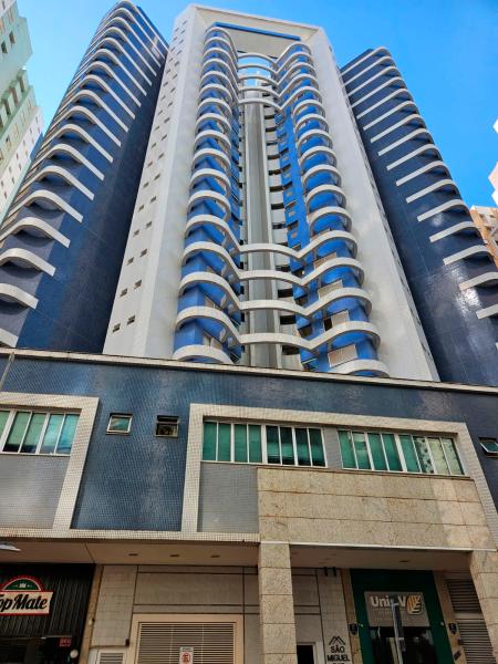 Apto  Edificio São Miguel  Centro **** R$ 600.000,00