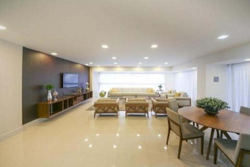 Apto  Edf. Cenarium Residence II **** R$ 5.000,00