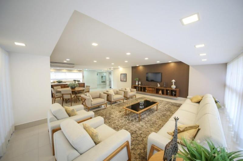 Apto  Edf. Cenarium Residence II **** R$ 5.000,00