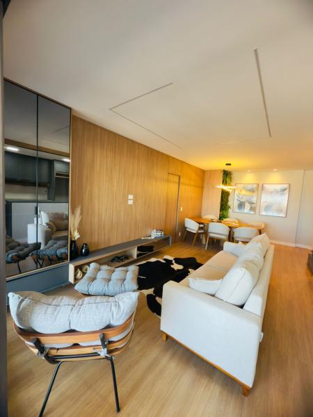 Apto Edificio Wish Residence - Zona 07    R$ 1.450.000,00