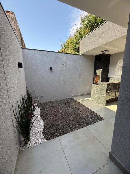 Casa  Jardim  Esperança I  -   Sarandi **    R$ 350.000,00