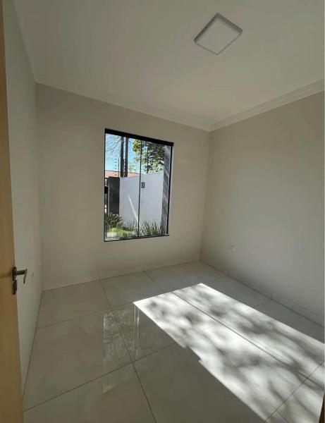 Casa - Parque Hortencia - Maringá **  R$ 410.000,00