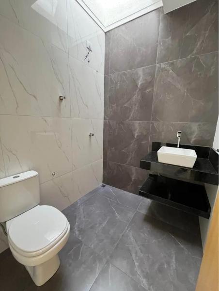 Casa - Parque Hortencia - Maringá **  R$ 410.000,00