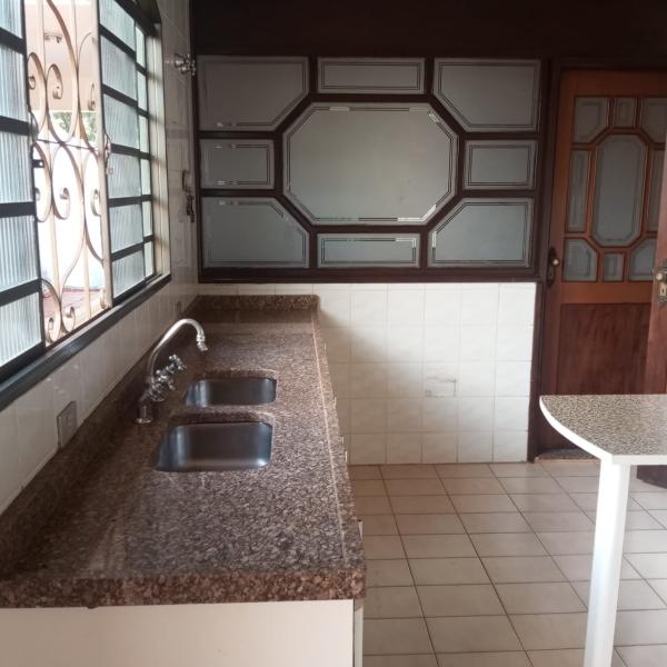 Casa em Iguatemi - Res. Joao Paulo I R$ 600.000,00