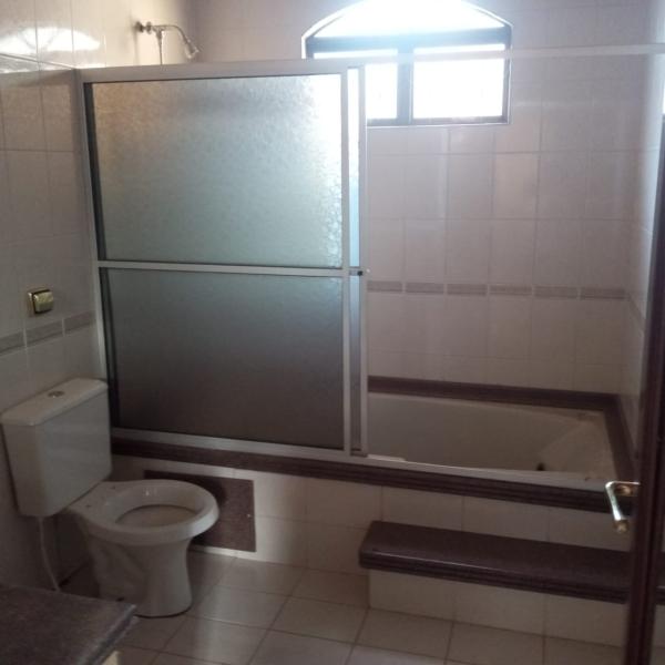 Casa em Iguatemi - Res. Joao Paulo I  R$ 600.000,00