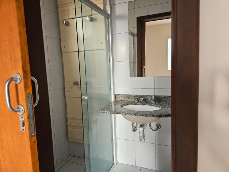 Apto Edifício Plaza Firenze - Zona 07 - R$ 490.000,00