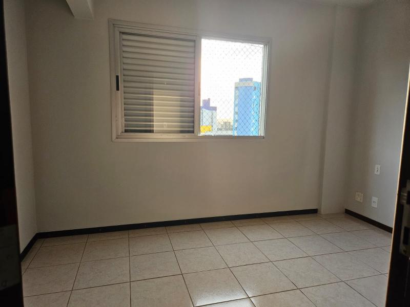 Apto Edifício Plaza Firenze - Zona 07 - R$ 490.000,00