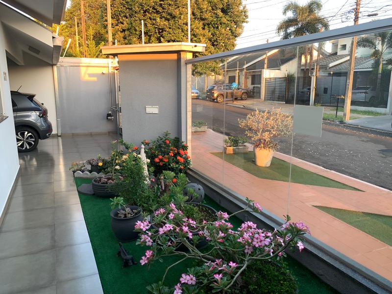 Casa Jardim Monte Rei - Maringá - R$ 950.000,00