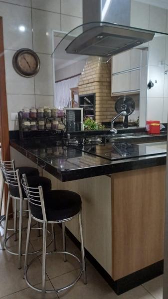 Casa Jardim Monte Rei - Maringá - R$ 950.000,00