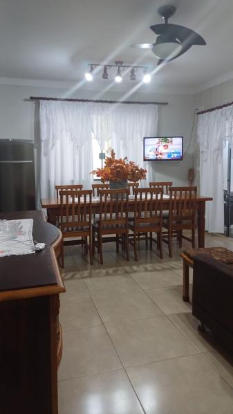 Casa Jardim Monte Rei - Maringá - R$ 950.000,00
