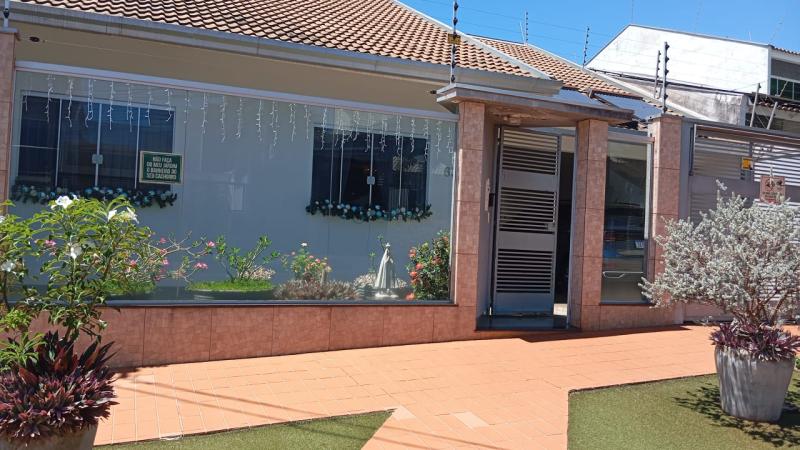 Casa Jardim Monte Rei - Maringá - R$ 950.000,00