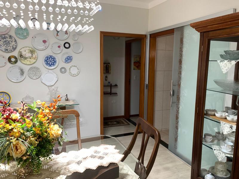 Casa Jardim Monte Rei - Maringá - R$ 950.000,00
