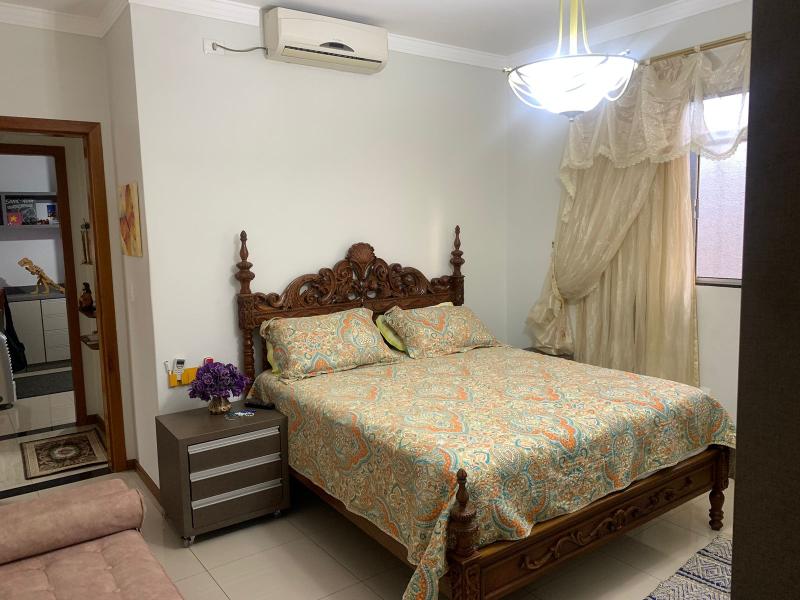 Casa Jardim Monte Rei - Maringá - R$ 950.000,00